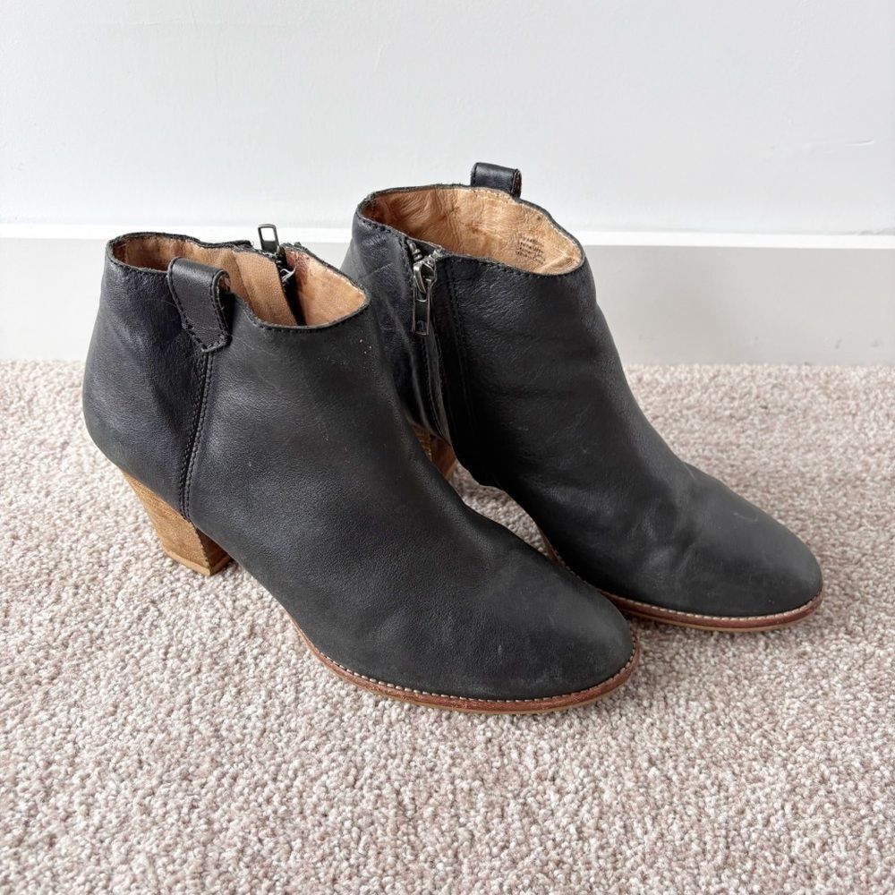 Madewell The Billie Boot Black Leather Ankle Booties Stacked Block Heel 8.5